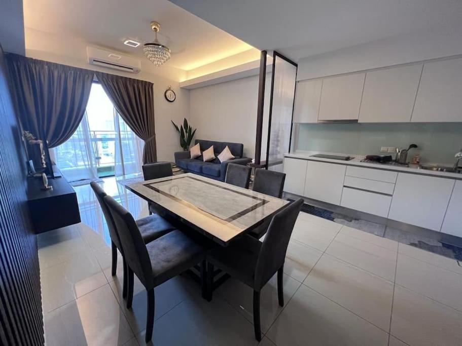 Apartment Sentral By Leyla